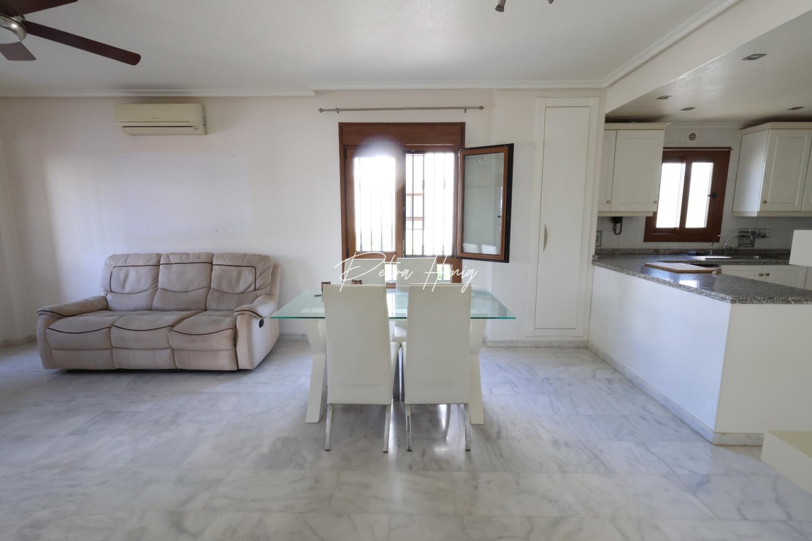 Sale -  квартира - Orihuela Costa - PAU 8