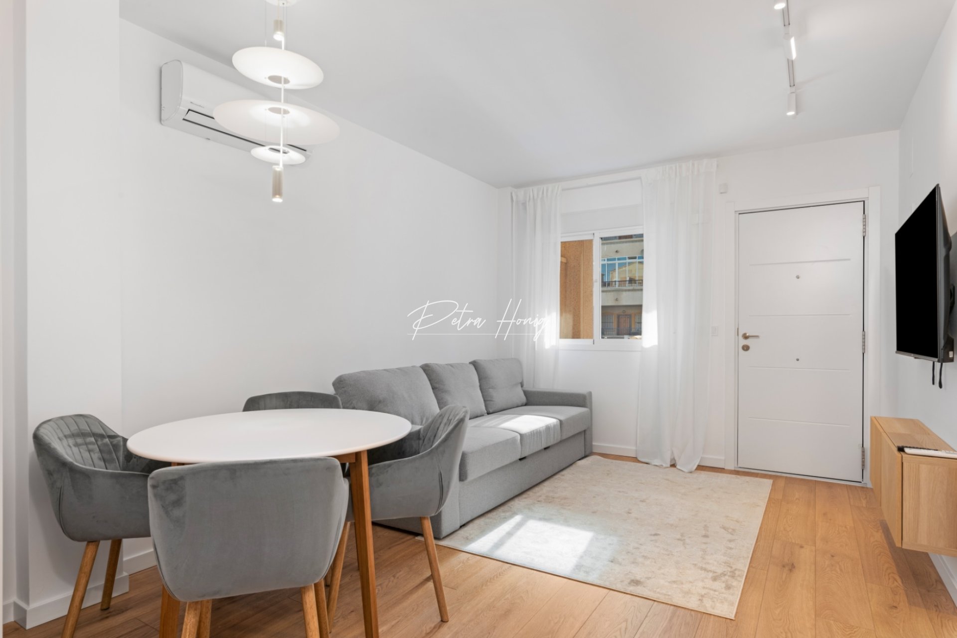 Sale -  квартира - Orihuela Costa - Punta Prima