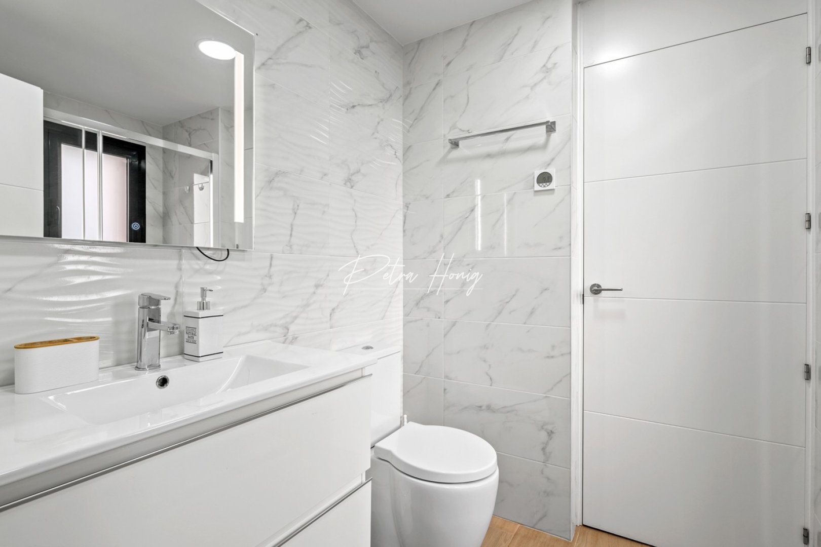 Sale -  квартира - Orihuela Costa - Villamartin