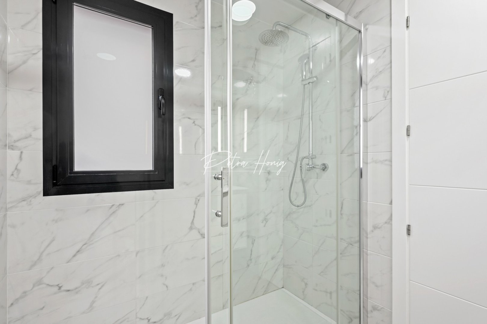 Sale -  квартира - Orihuela Costa - Villamartin