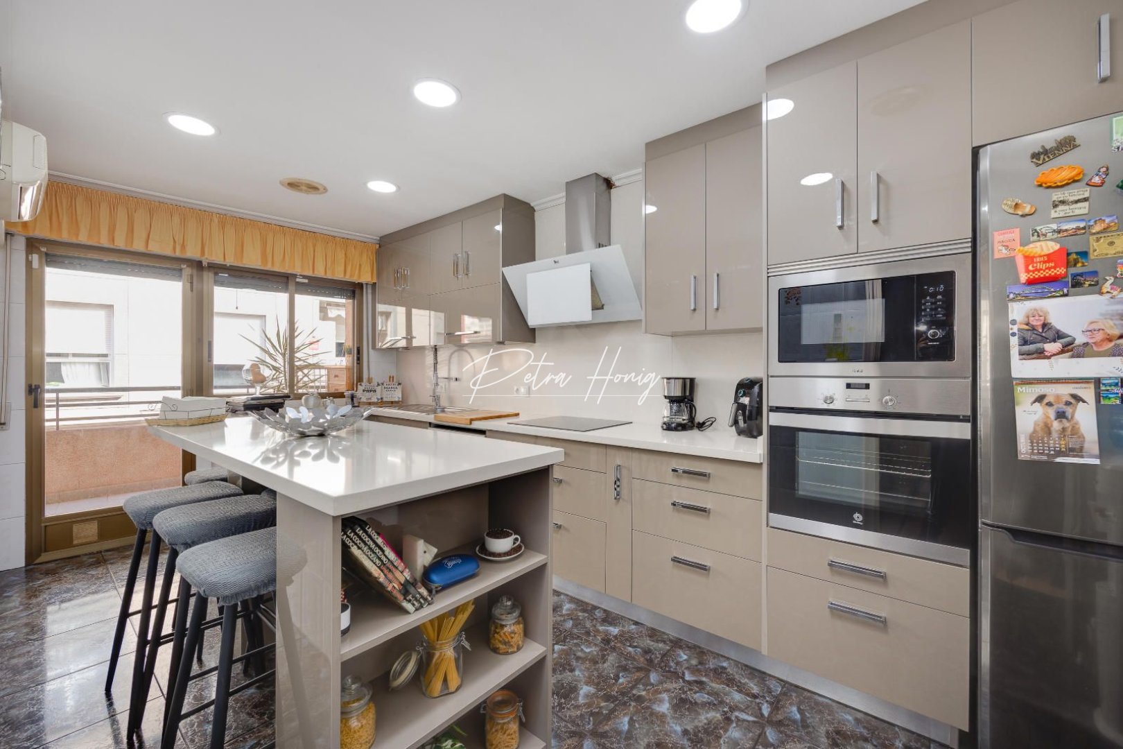 Sale -  квартира - Torrevieja - Centro - Muelle Pesquero