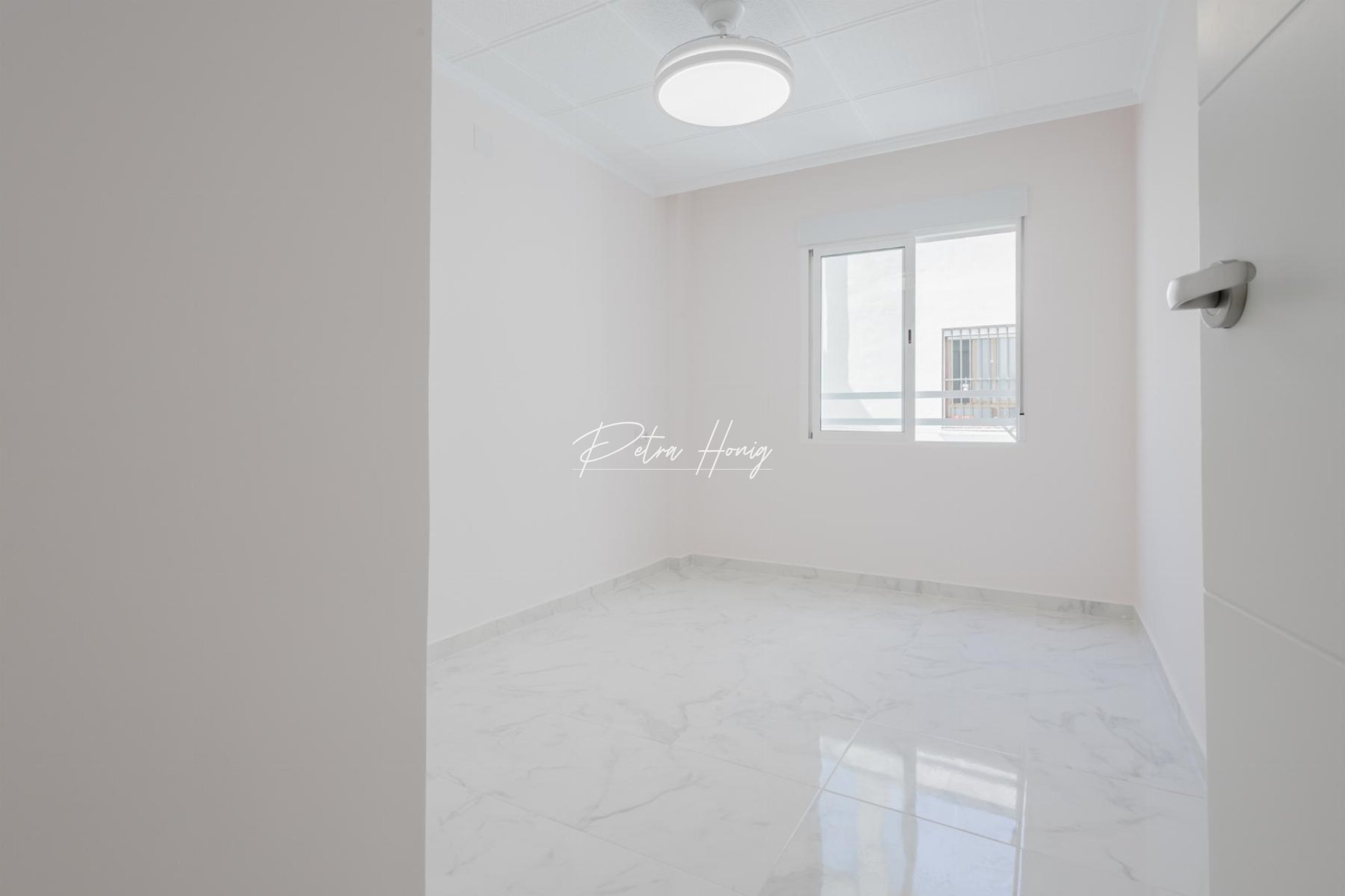 Sale -  квартира - Torrevieja - Playa de La Acequion