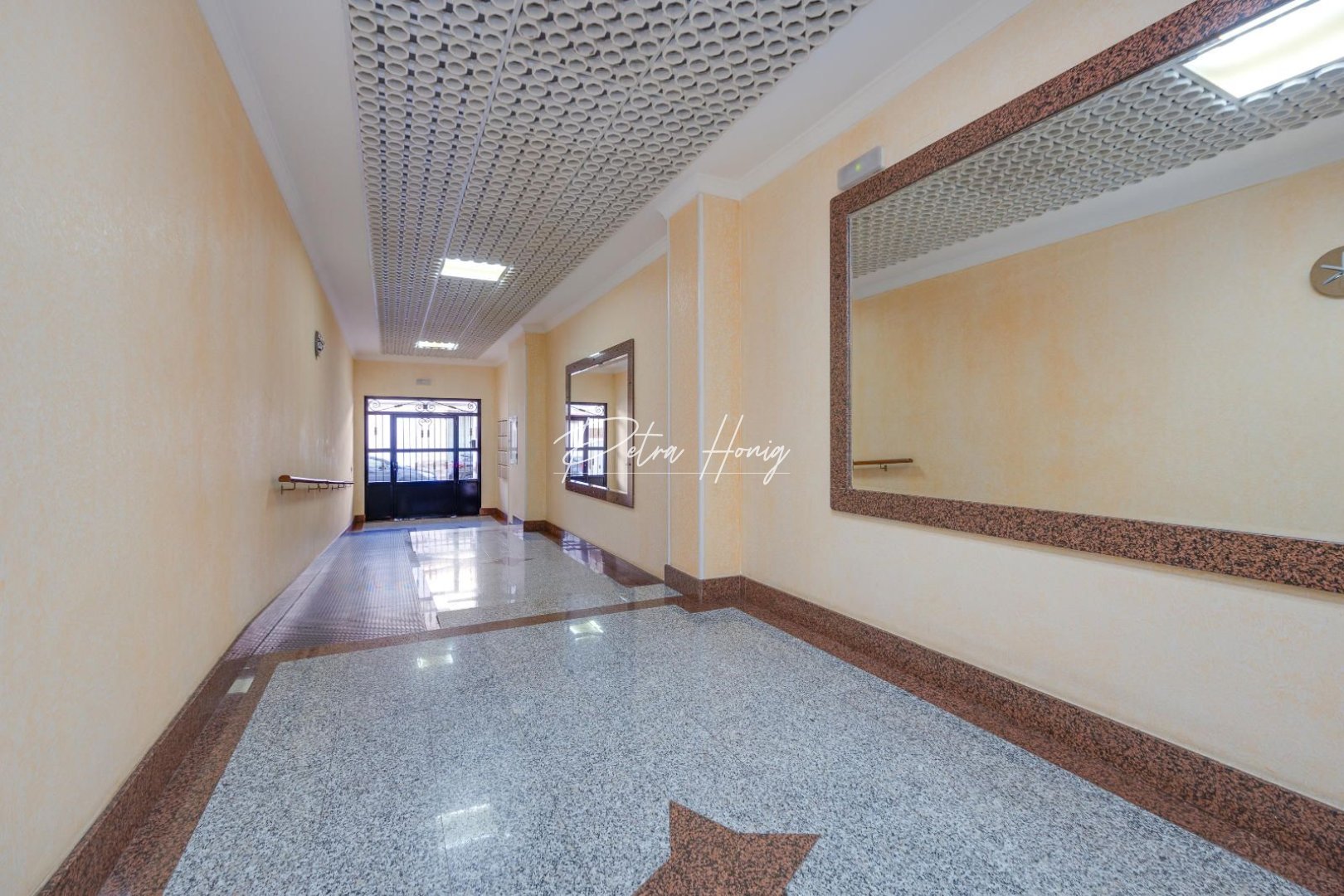 Sale -  квартира - Torrevieja - Puerto deportivo marina salinas