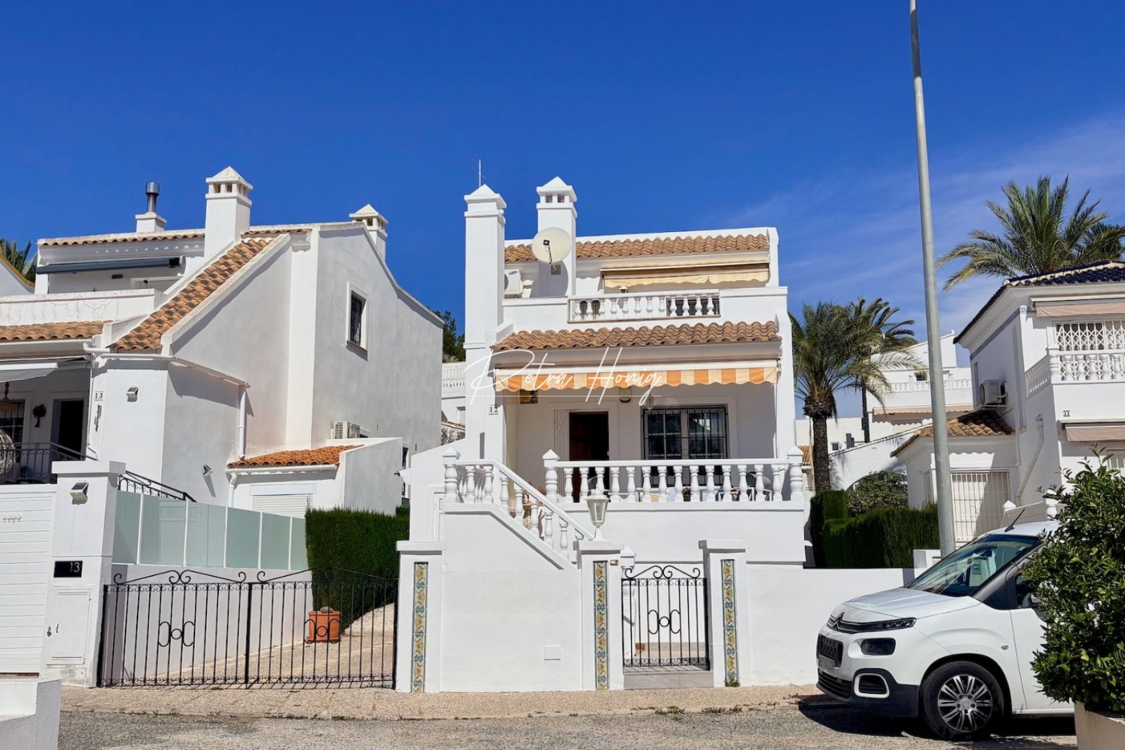 Sale - Single Family Home - Orihuela Costa - Villamartin