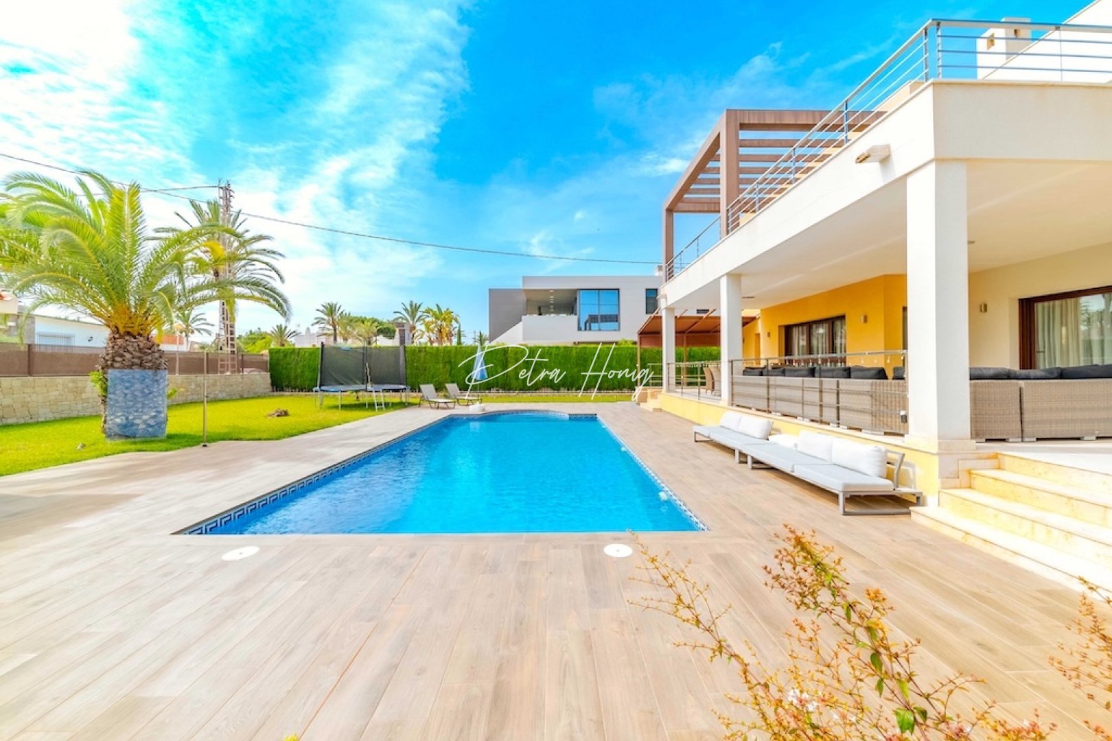 Sale - Вилла - Cabo Roig