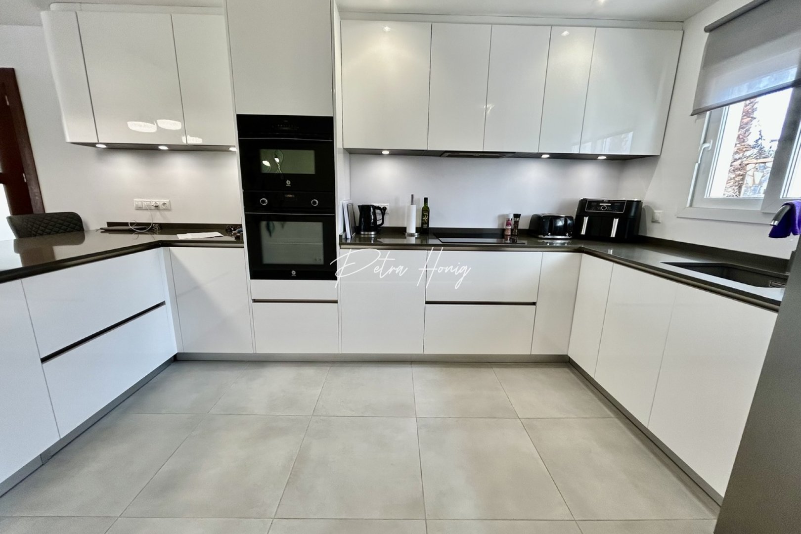 Sale - Вилла - Cabo Roig