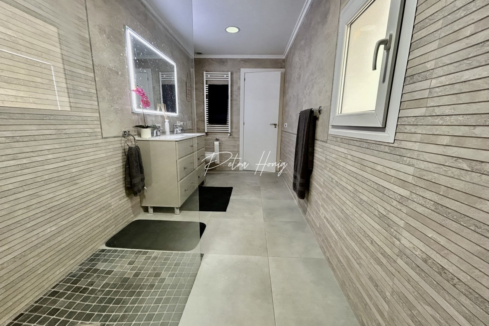 Sale - Вилла - Cabo Roig