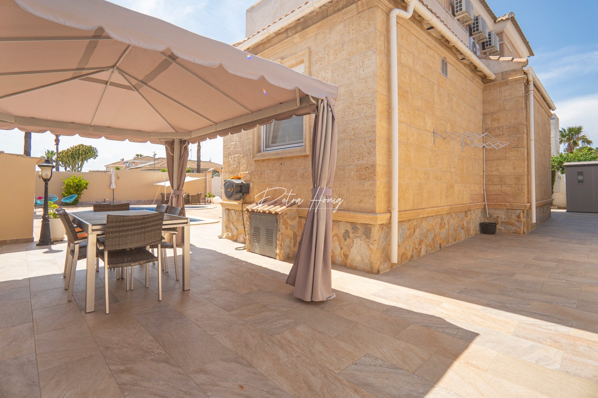Sale - Вилла - Ciudad Quesada - Pueblo Bravo