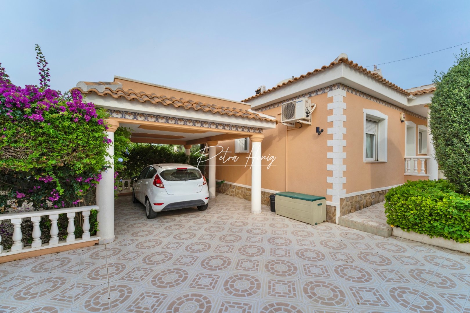 Sale - Вилла - Ciudad Quesada - Town Center