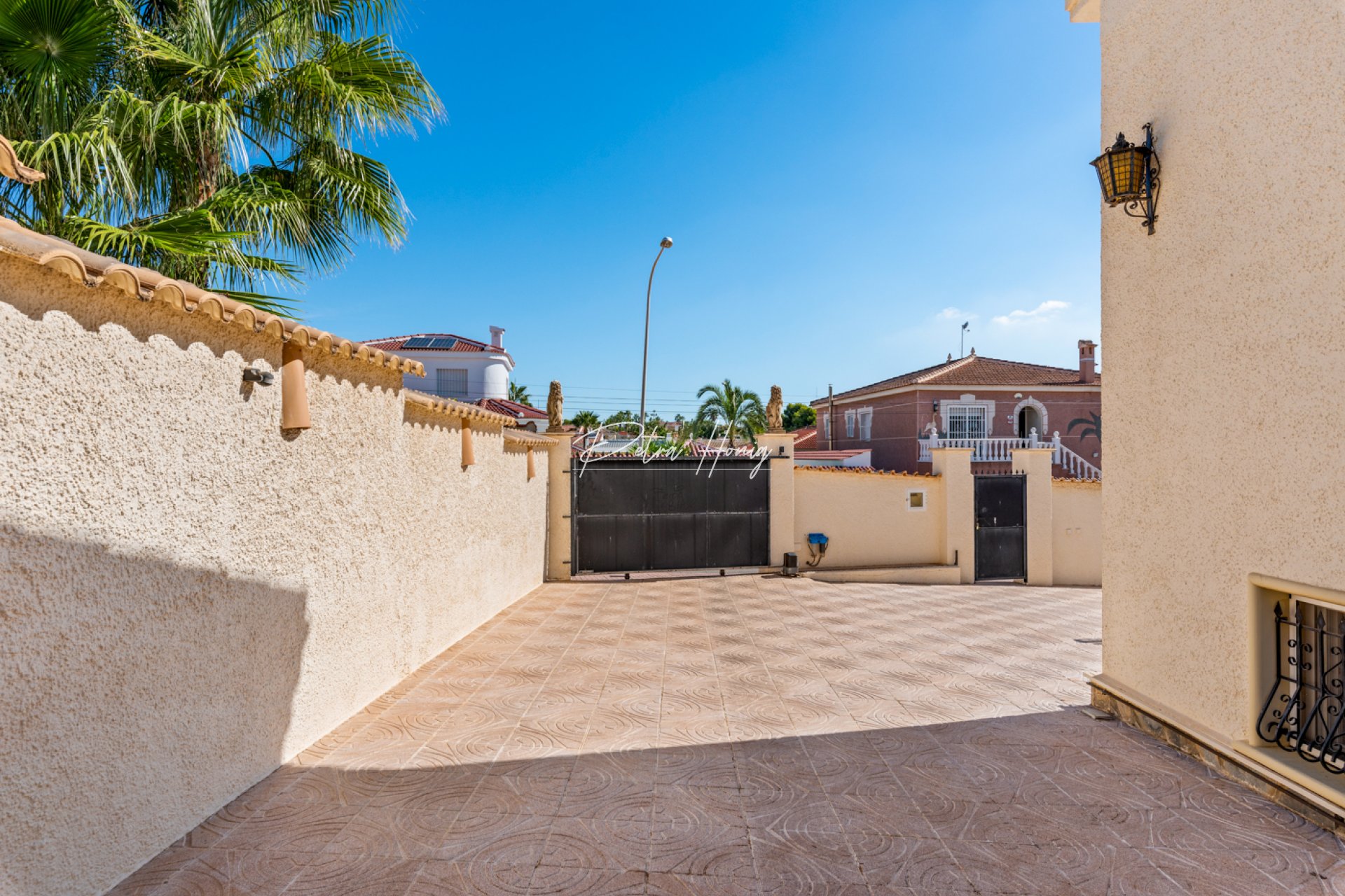 Sale - Вилла - Ciudad Quesada - Town Center