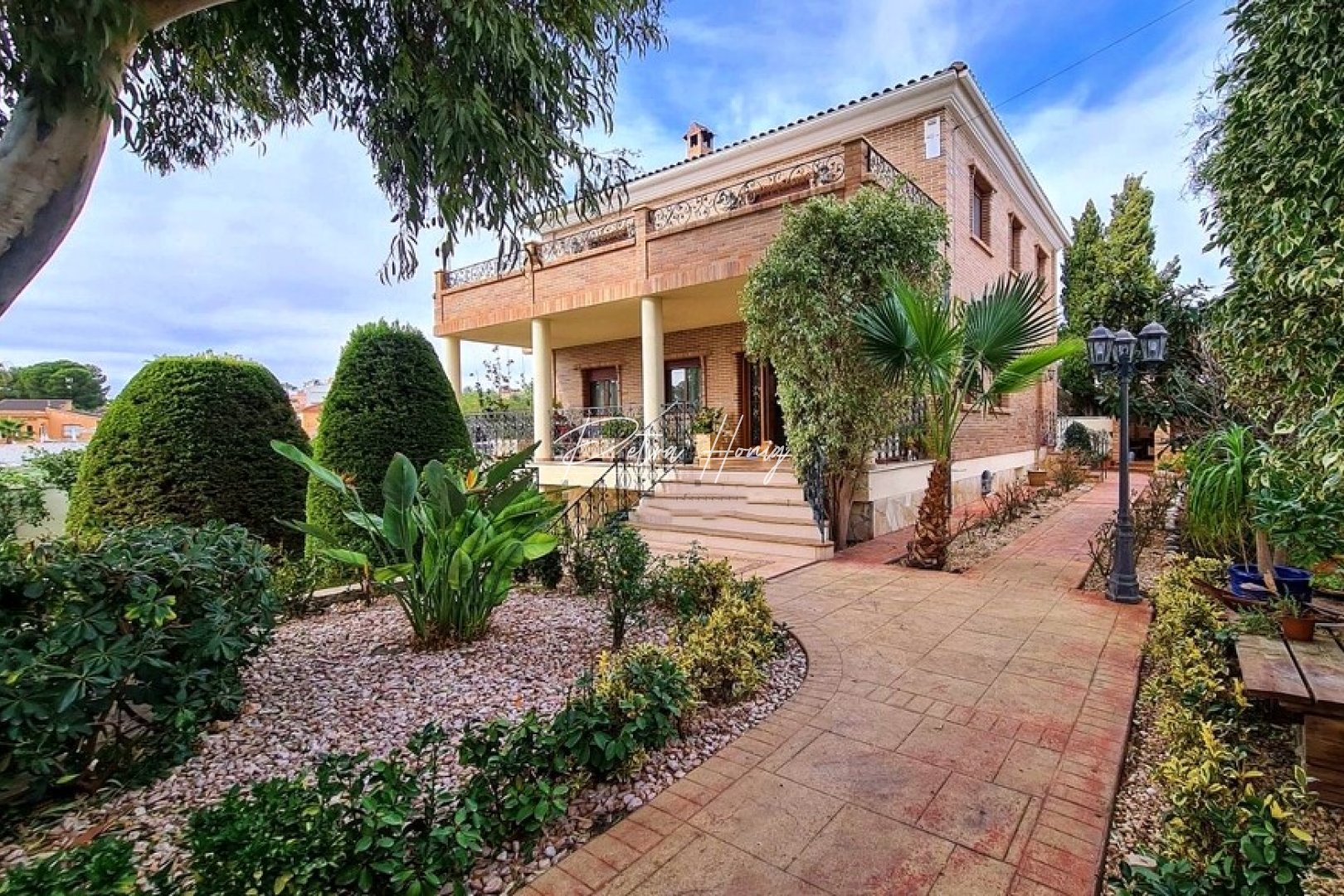 Sale - Вилла - Ciudad Quesada