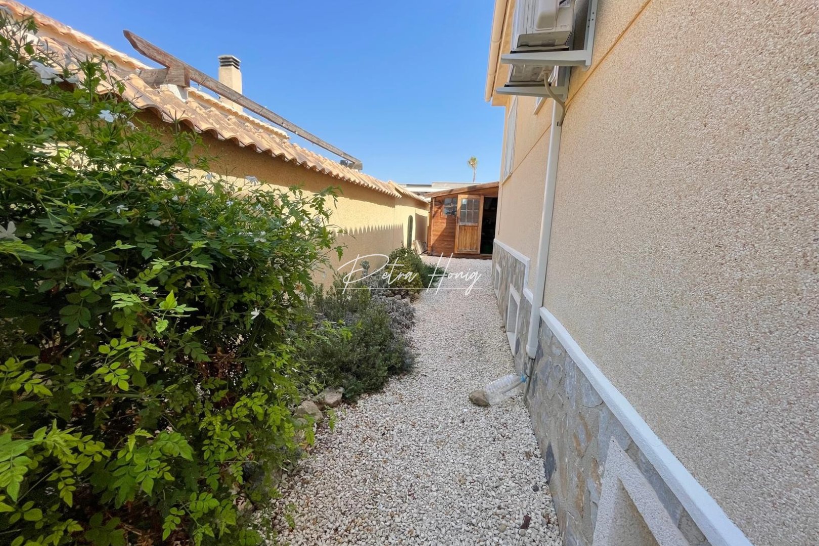 Sale - Вилла - Ciudad Quesada