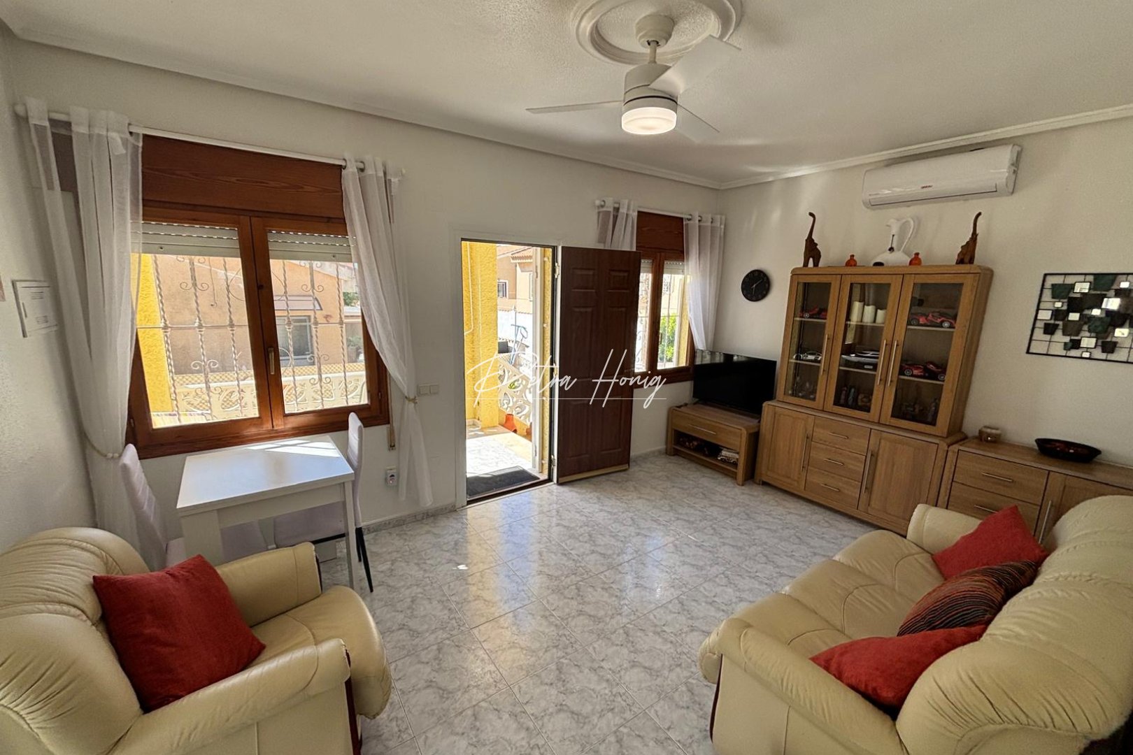 Sale - Вилла - Ciudad Quesada
