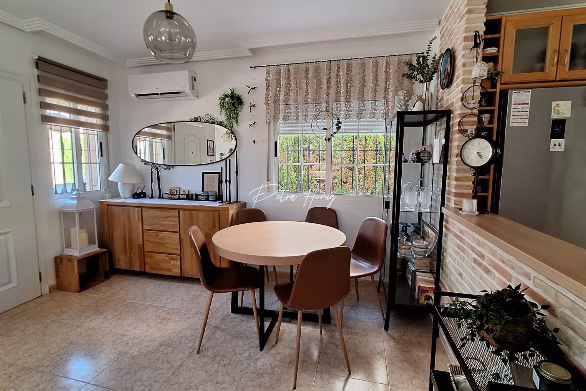 Sale - Вилла - Guardamar del Segura - Urb el raso