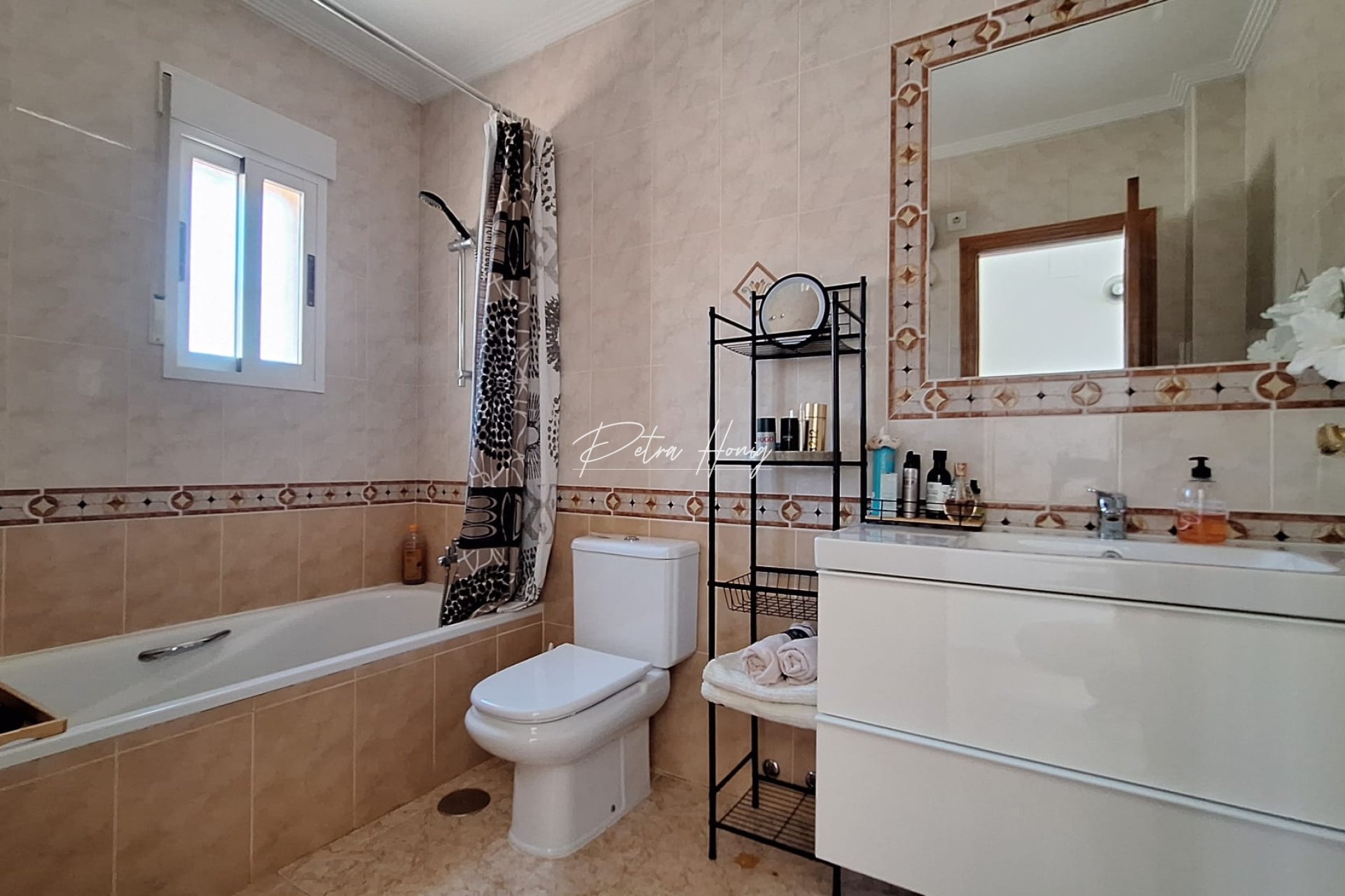 Sale - Вилла - Guardamar del Segura - Urb el raso