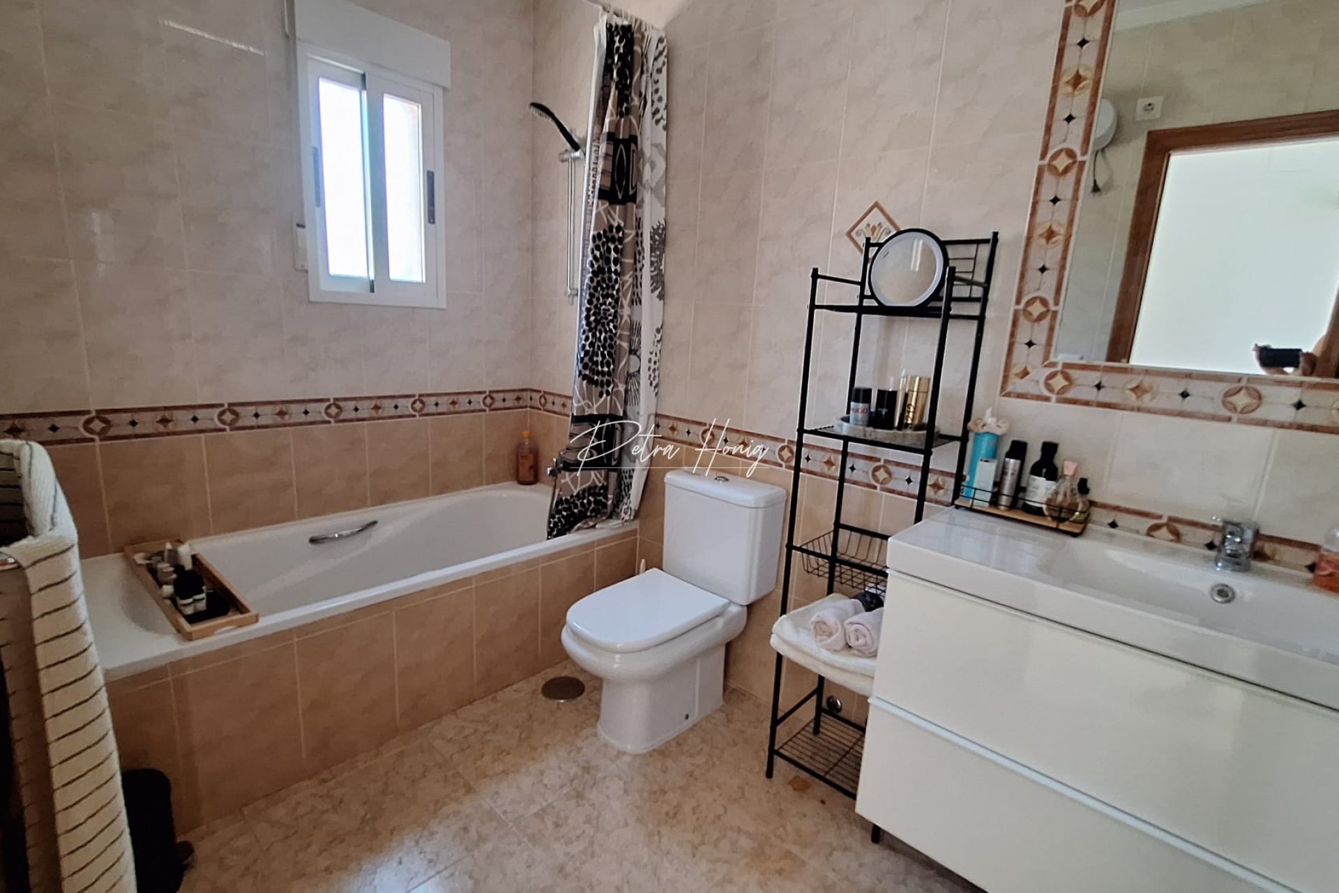 Sale - Вилла - Guardamar del Segura - Urb el raso