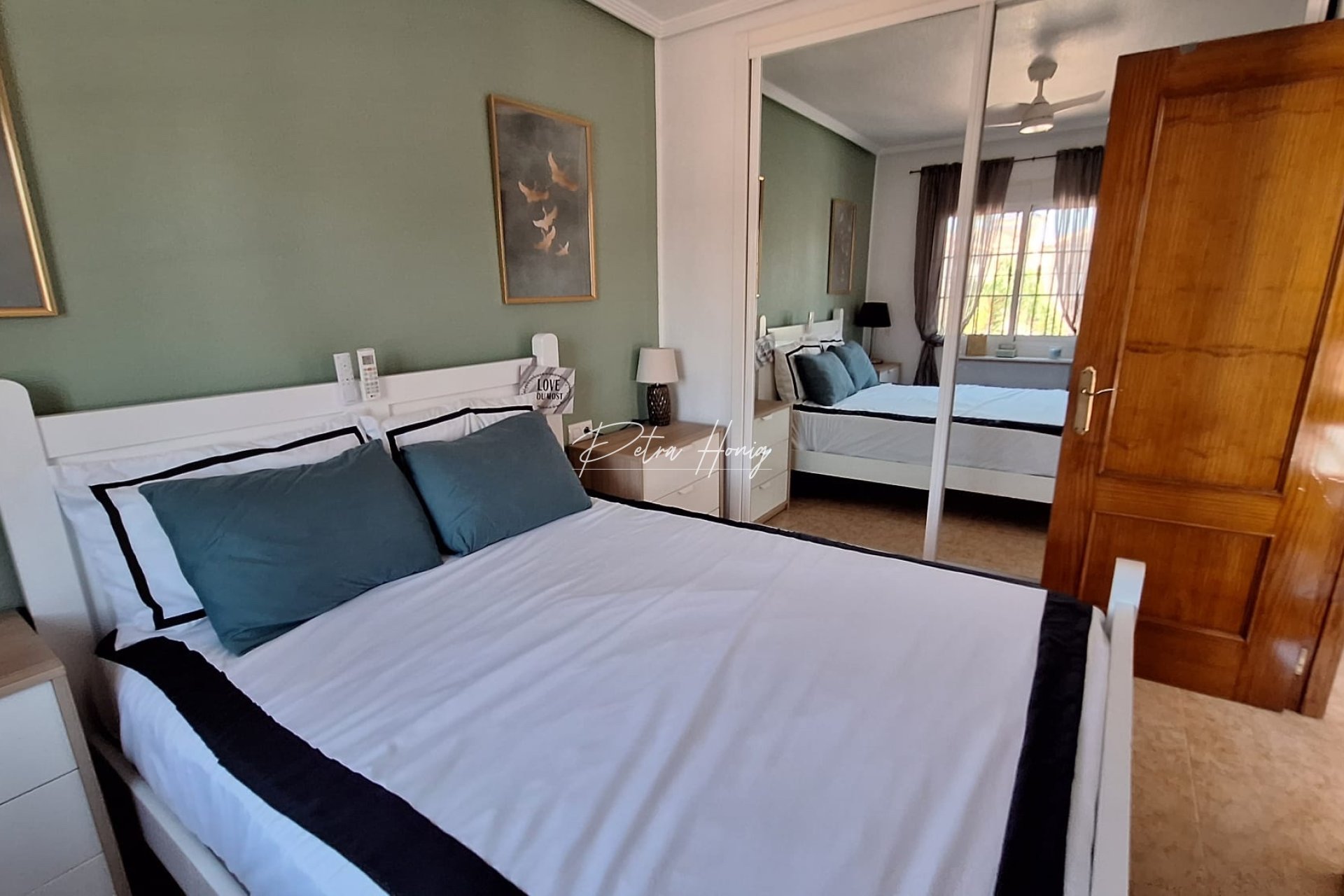 Sale - Вилла - Guardamar del Segura - Urb el raso