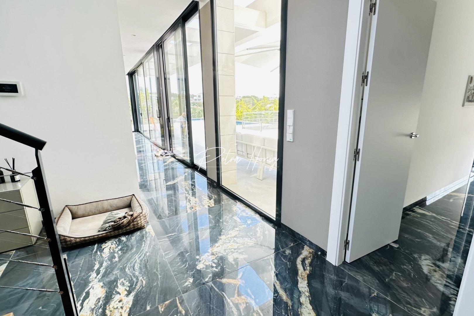 Sale - Вилла - Las Colinas - Las Colinas Golf