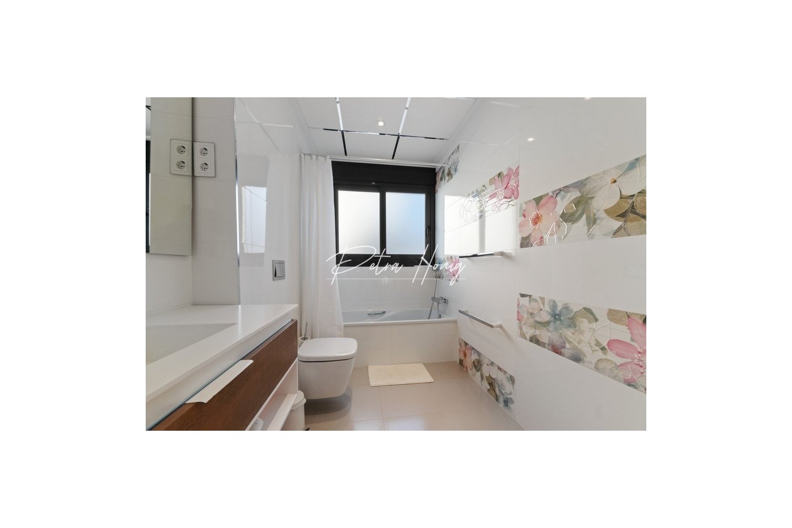 Sale - Вилла - Orihuela Costa - Agua Marina