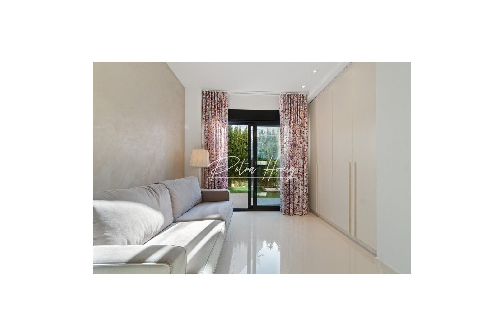 Sale - Вилла - Orihuela Costa - Agua Marina