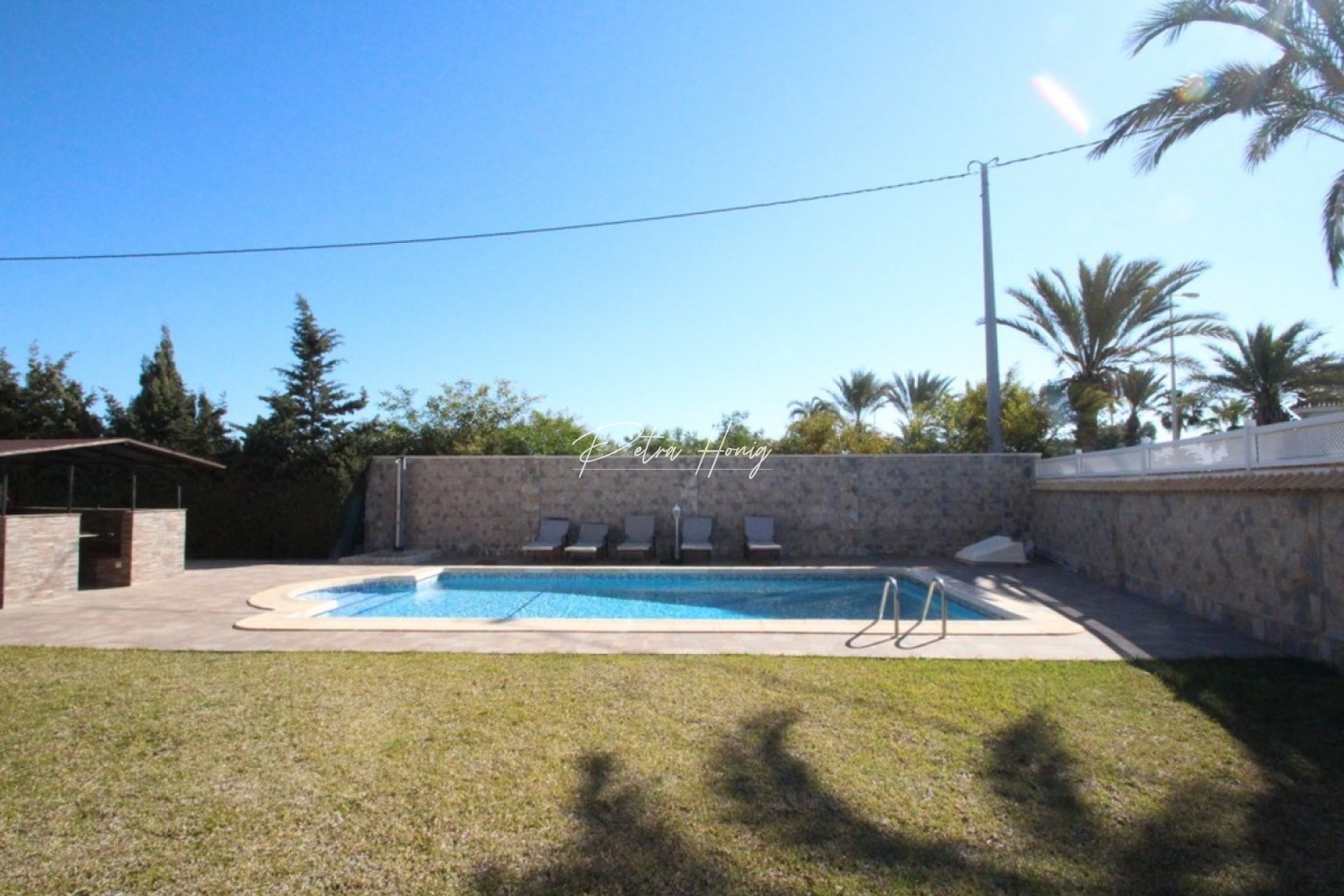 Sale - Вилла - Orihuela Costa - Cabo Roig