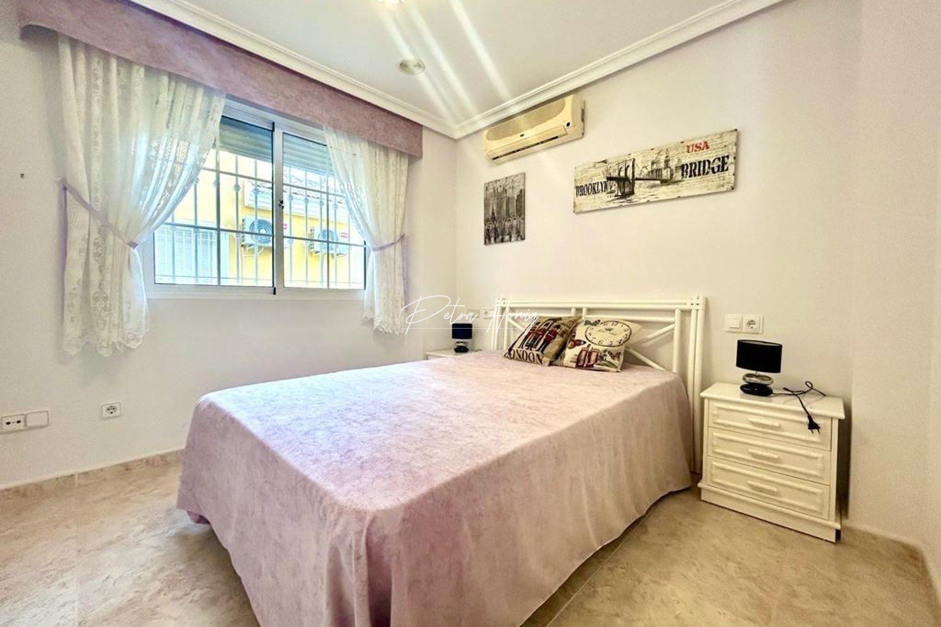 Sale - Вилла - Orihuela Costa - Cabo Roig