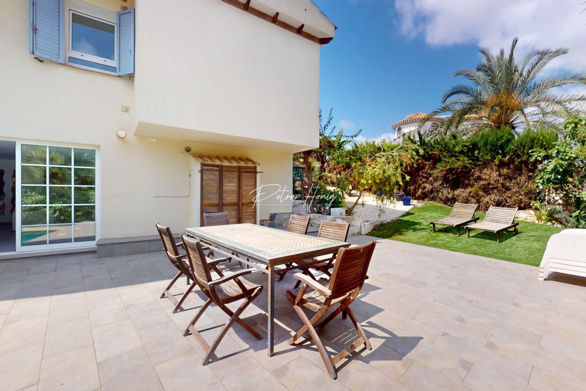 Sale - Вилла - Orihuela Costa - La Zenia