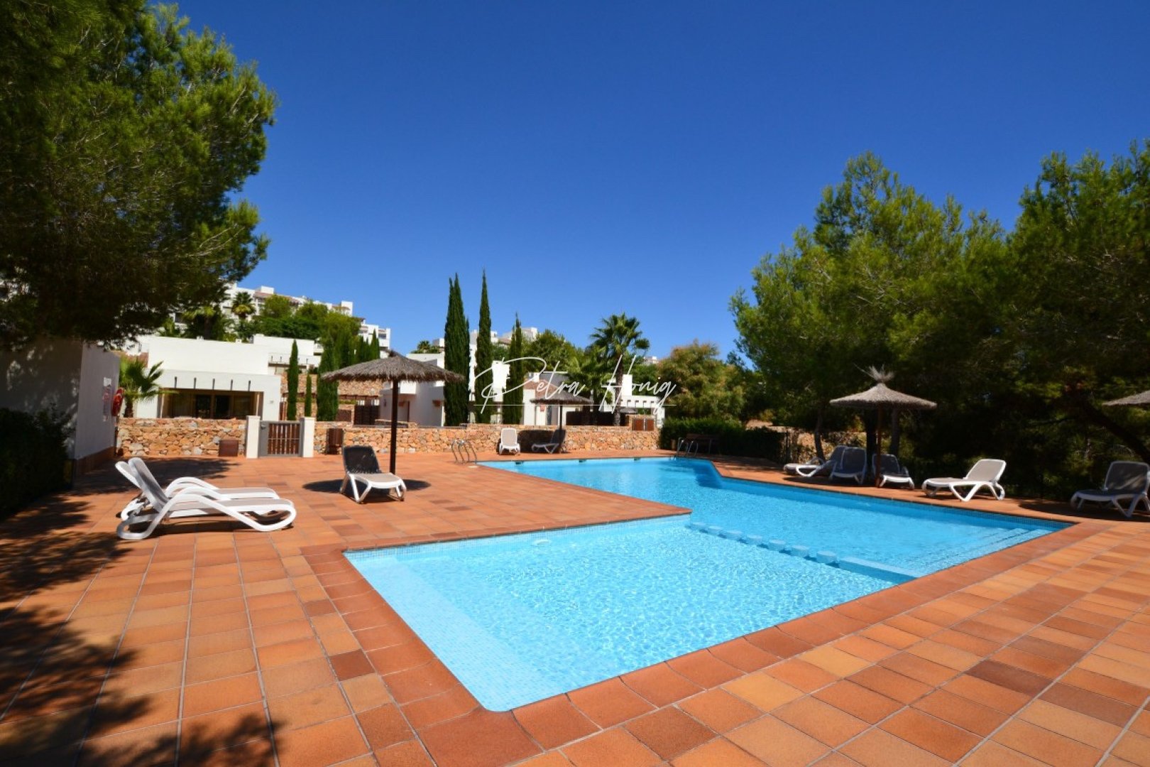 Sale - Вилла - Orihuela Costa - Las Colinas Golf