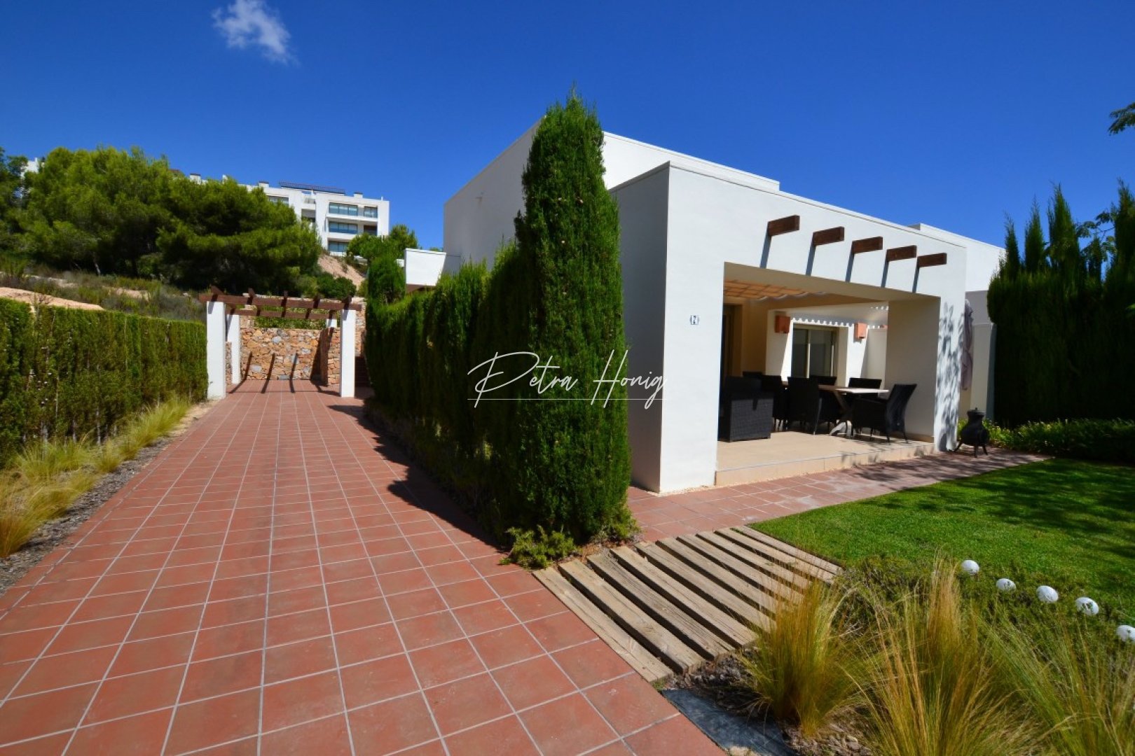 Sale - Вилла - Orihuela Costa - Las Colinas Golf