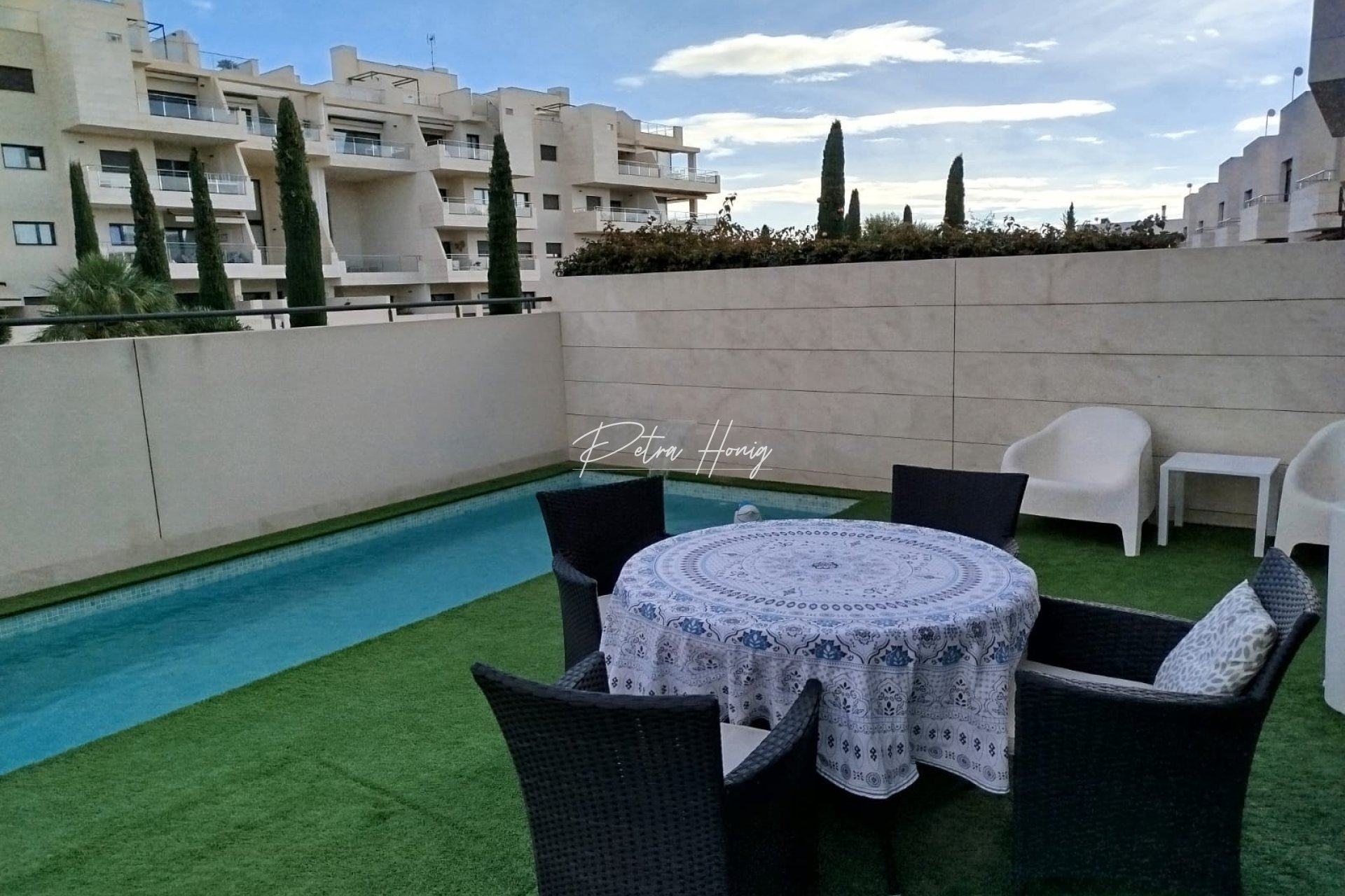 Sale - Вилла - Orihuela Costa - Los Dolses