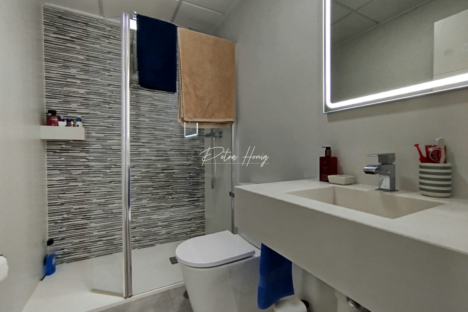 Sale - Вилла - Orihuela Costa - Los Dolses