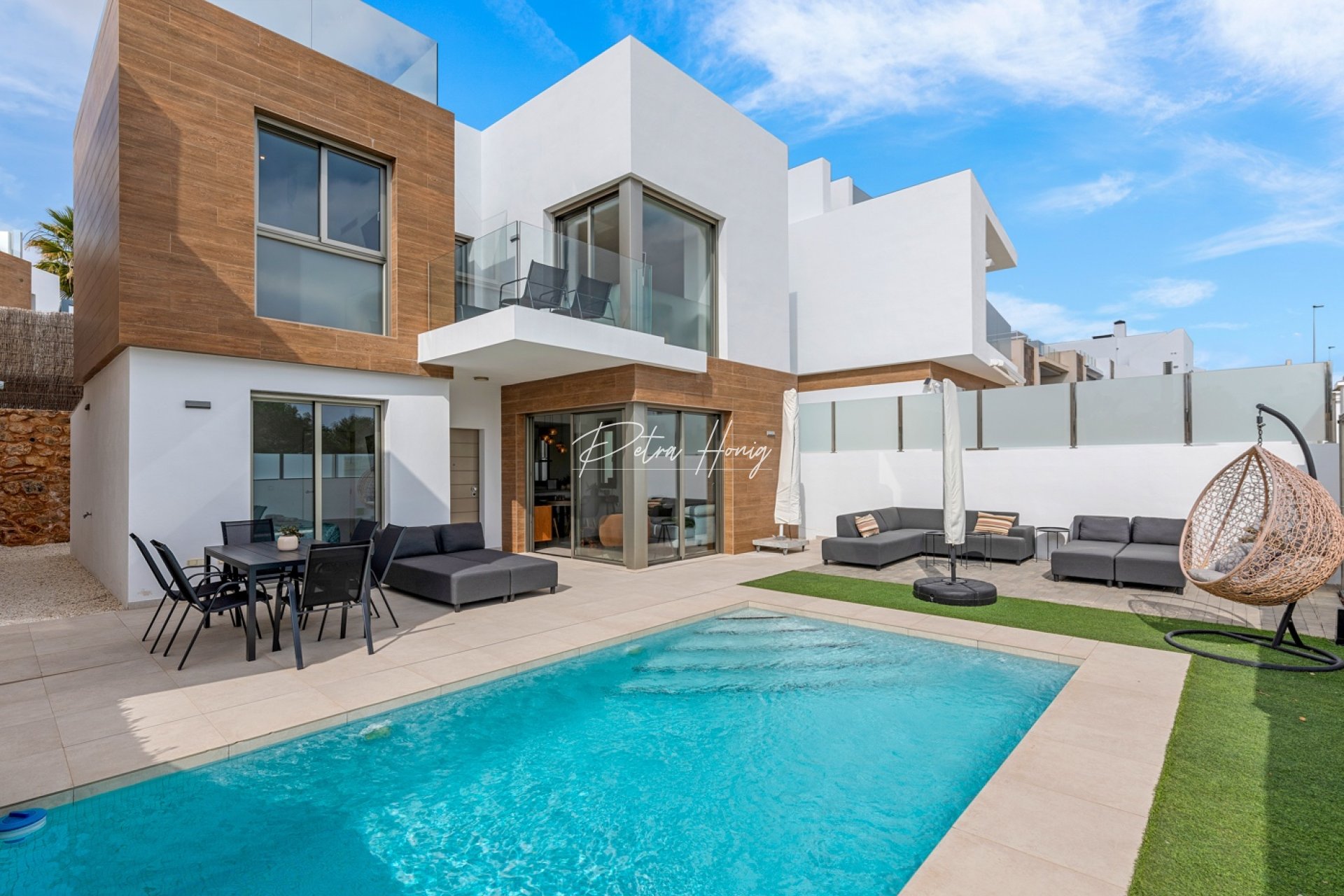 Sale - Вилла - Orihuela Costa - Villamartin