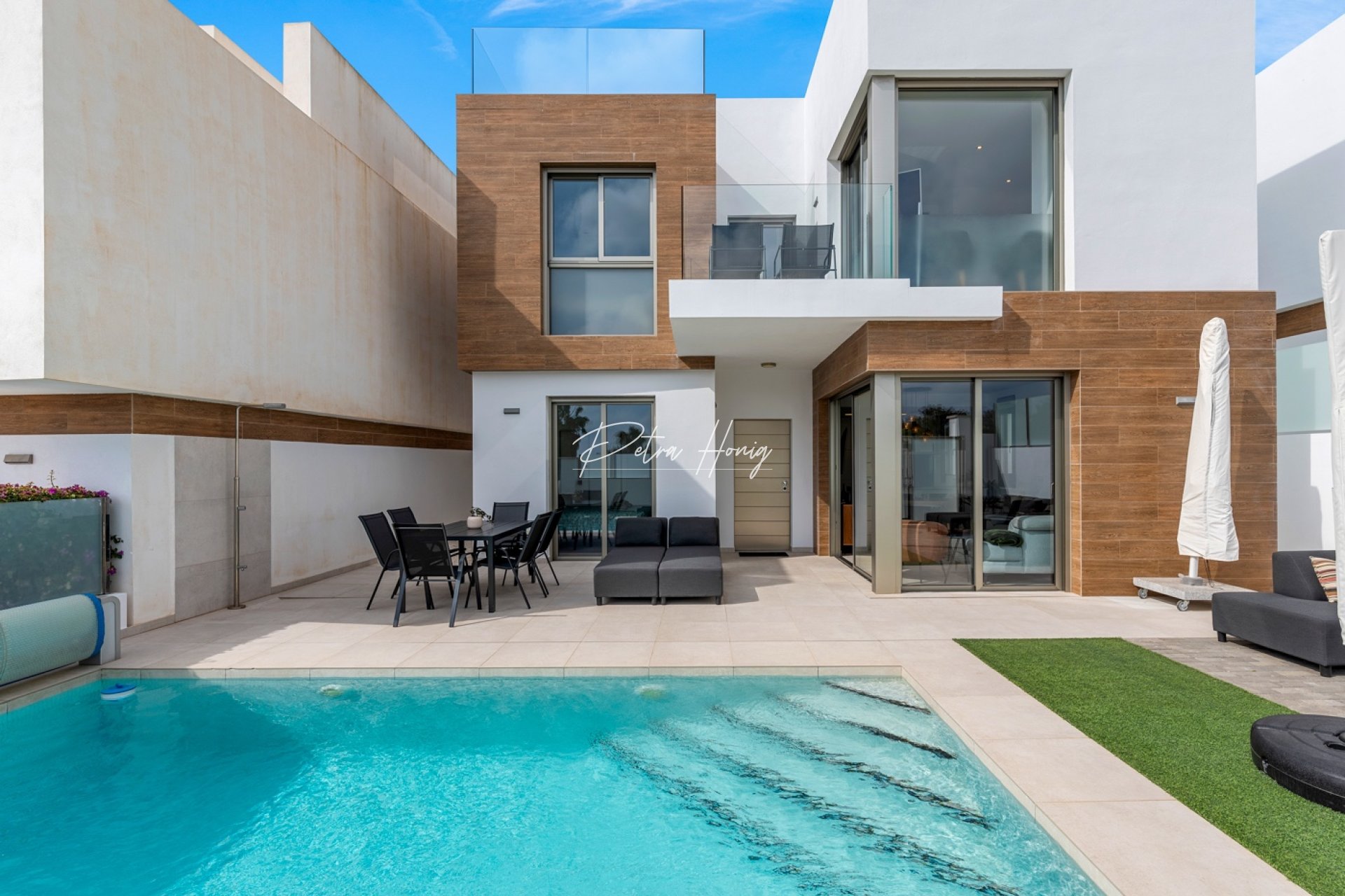 Sale - Вилла - Orihuela Costa - Villamartin