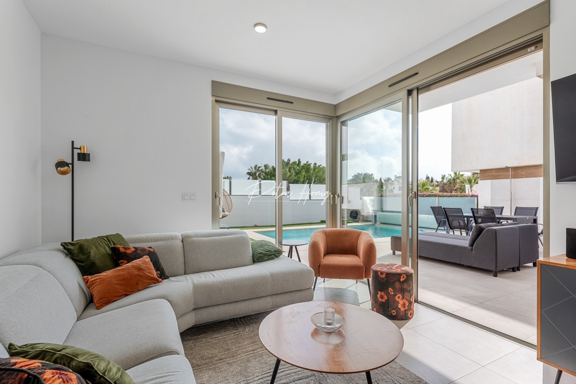 Sale - Вилла - Orihuela Costa - Villamartin