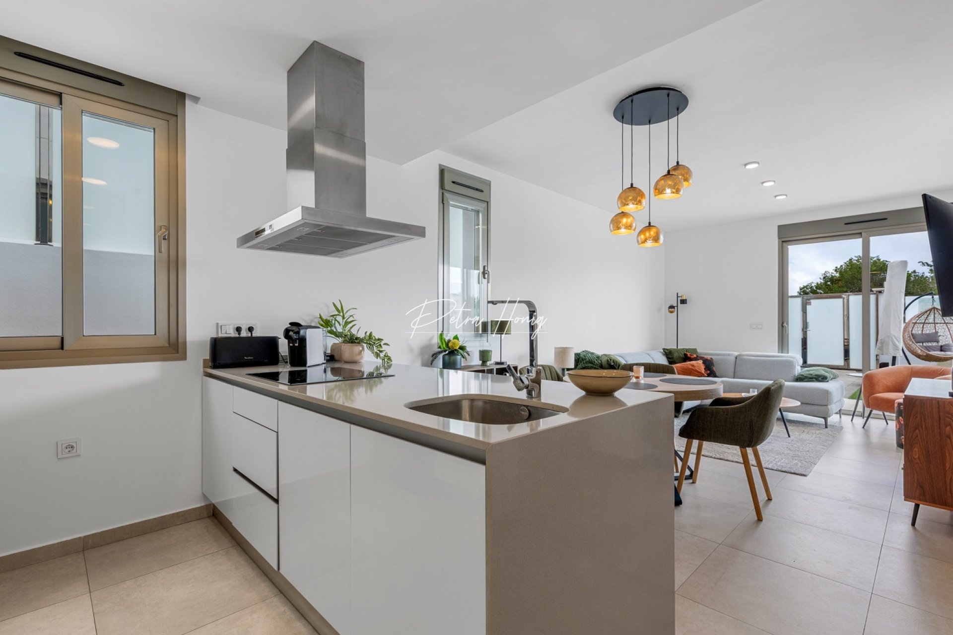 Sale - Вилла - Orihuela Costa - Villamartin