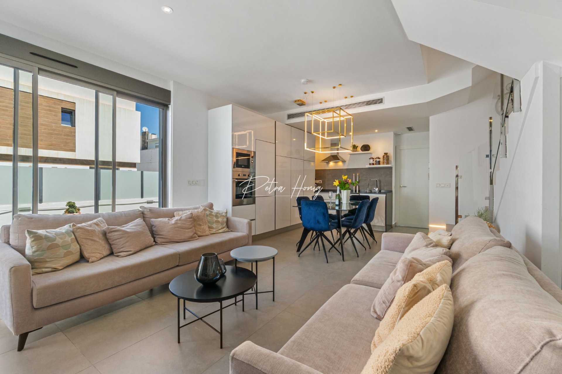 Sale - Вилла - Orihuela Costa - Villamartin