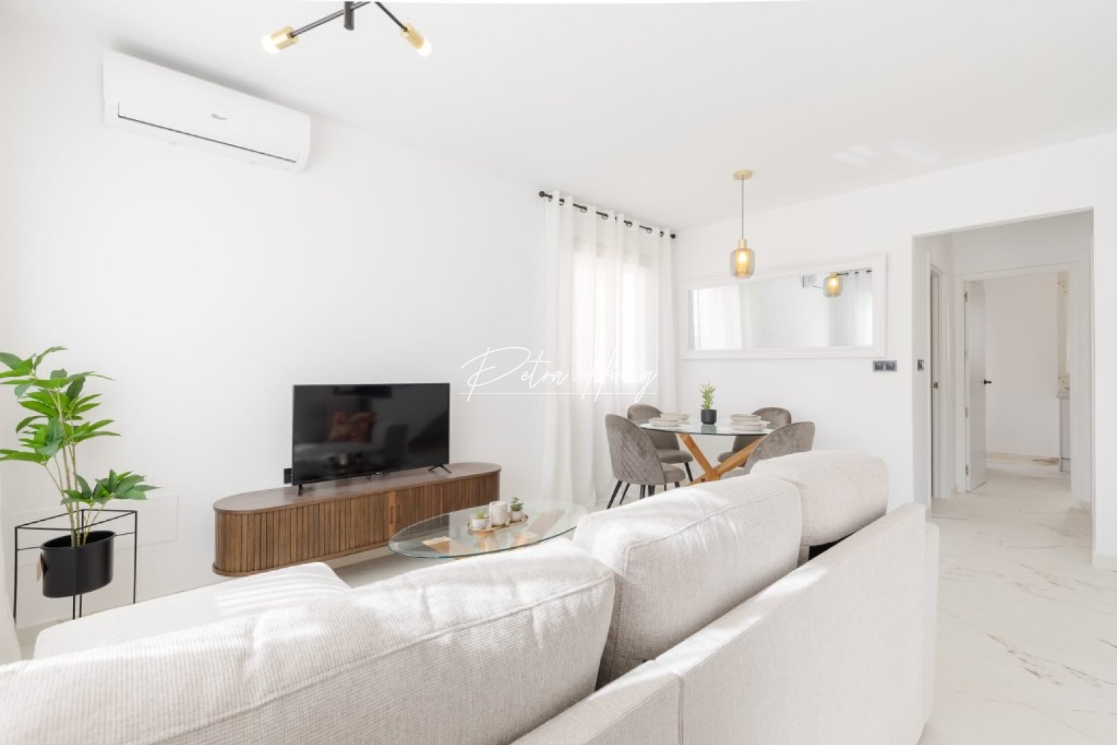 Sale - Вилла - Orihuela Costa - Villamartin