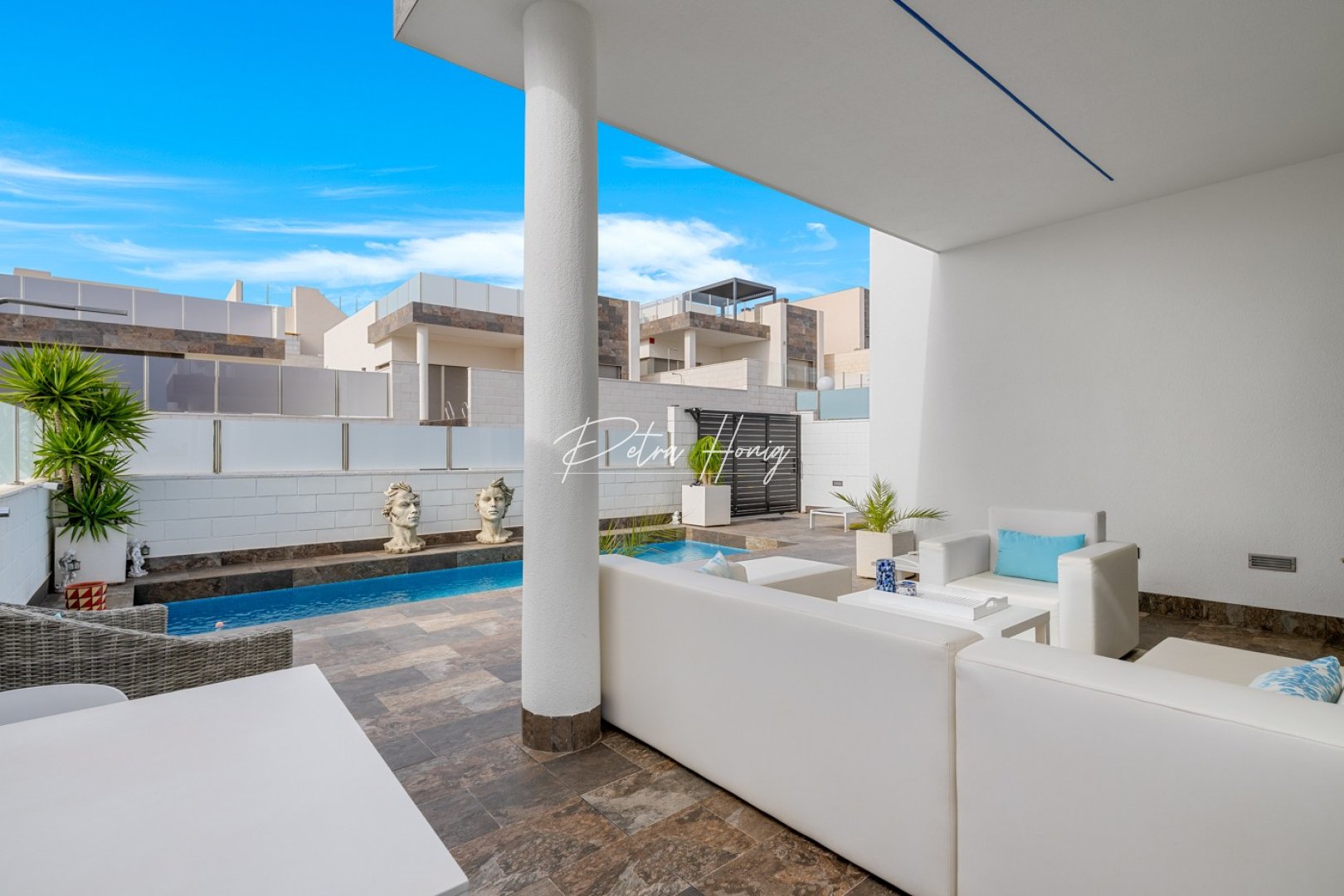 Sale - Вилла - Orihuela Costa - Villamartin