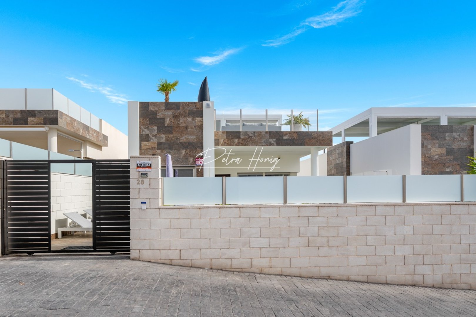Sale - Вилла - Orihuela Costa - Villamartin