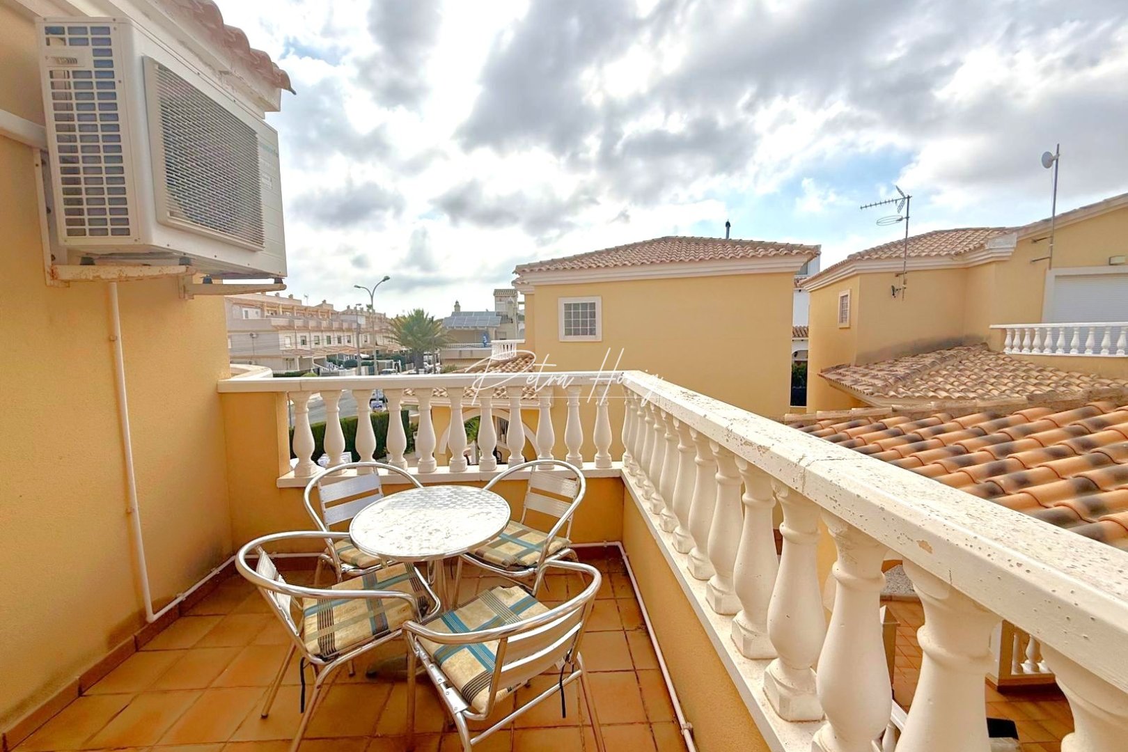 Sale - Вилла - Orihuela Costa - Villamartin