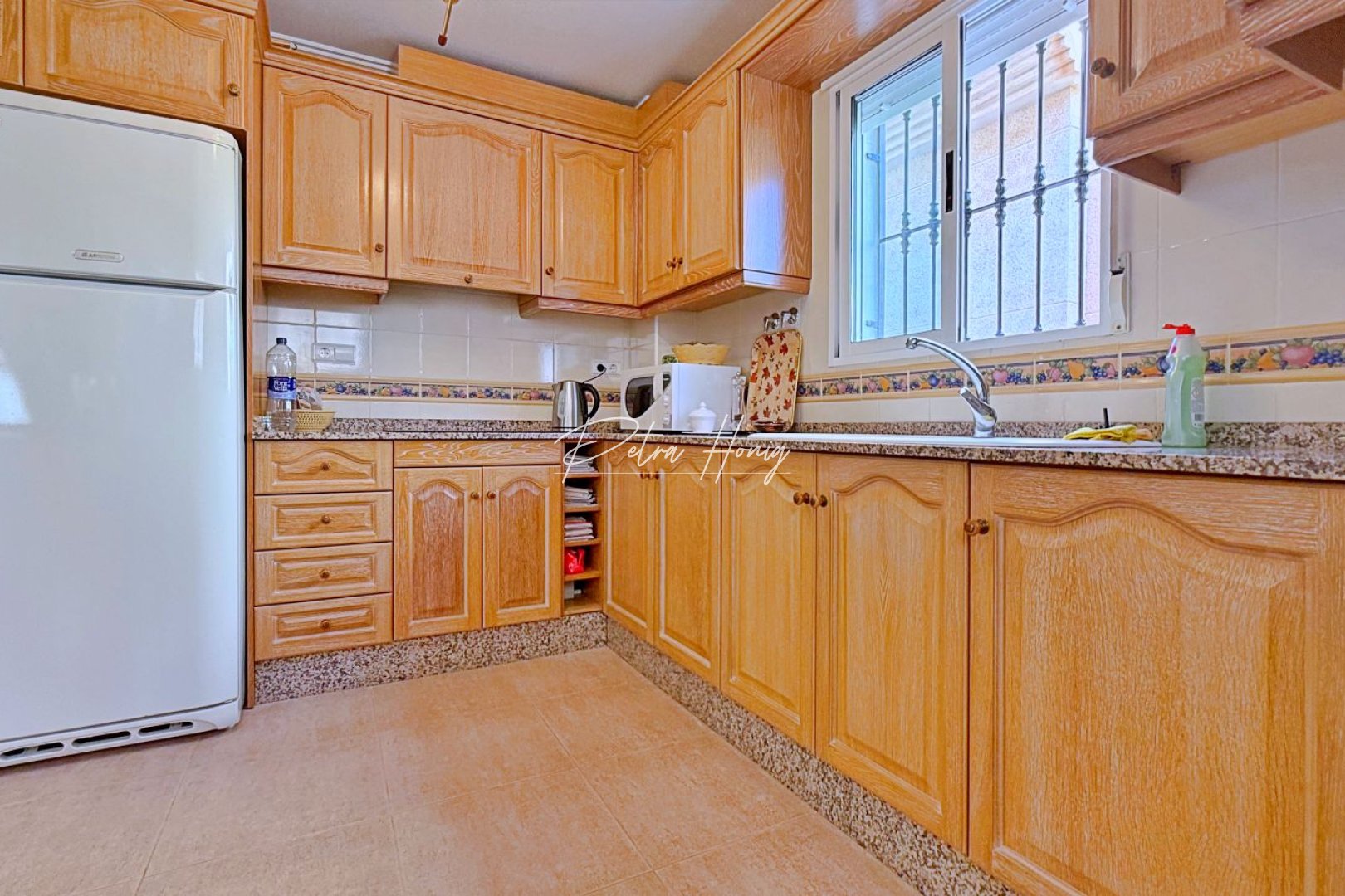 Sale - Вилла - Orihuela Costa