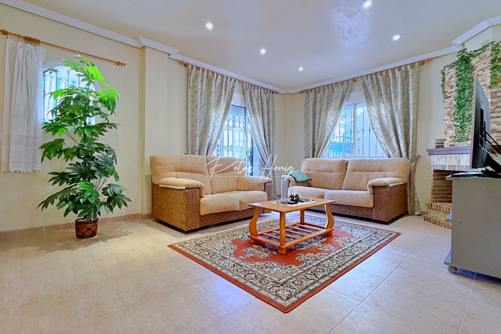 Sale - Вилла - Orihuela Costa