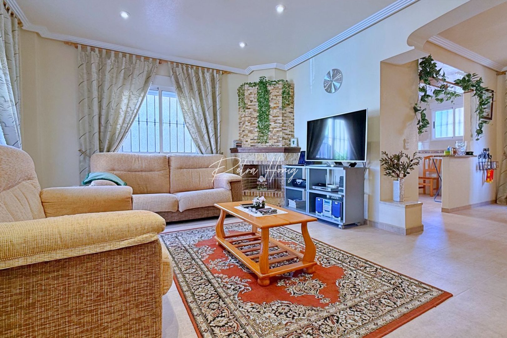Sale - Вилла - Orihuela Costa