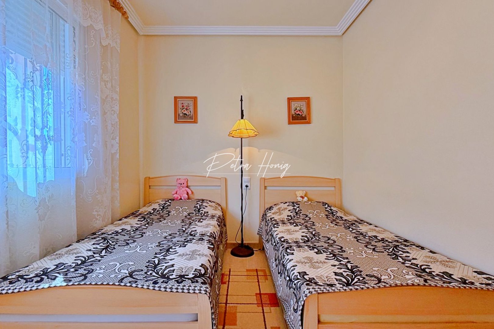 Sale - Вилла - Orihuela Costa