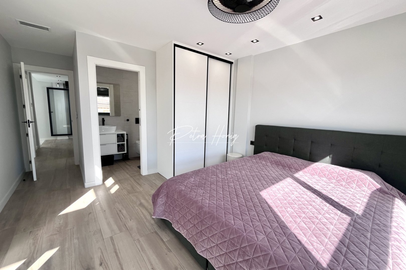 Sale - Вилла - Punta Prima