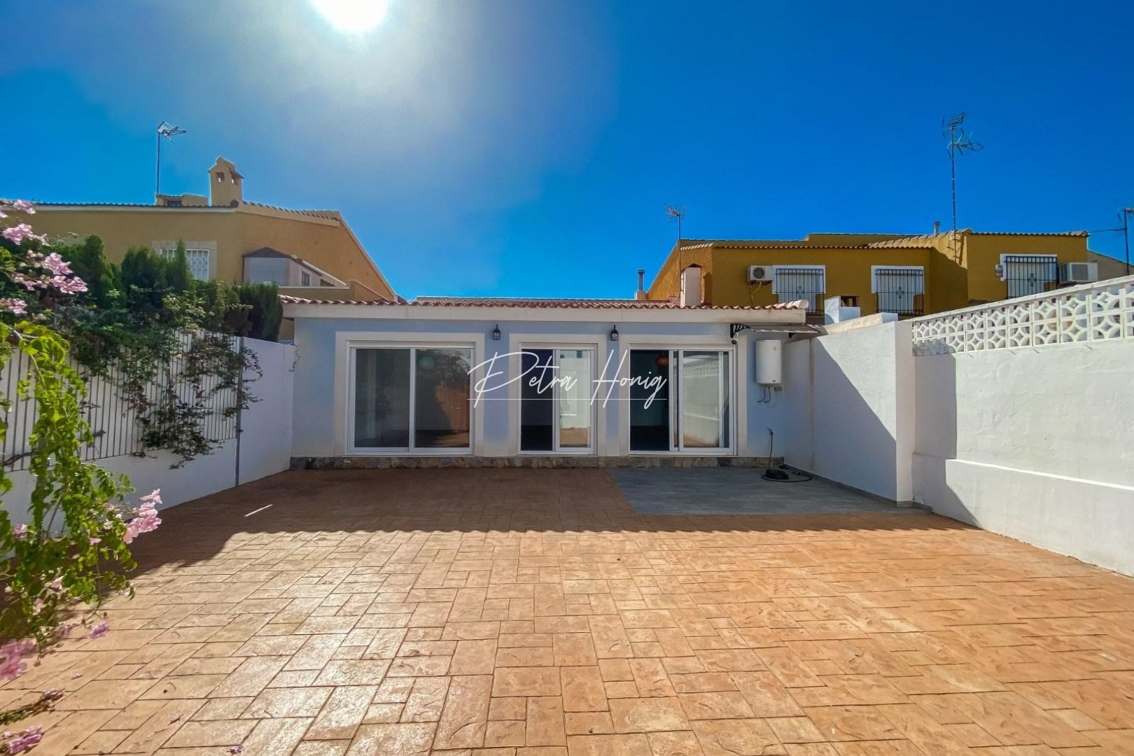 Sale - Вилла - Torrevieja - Aguas Nuevas