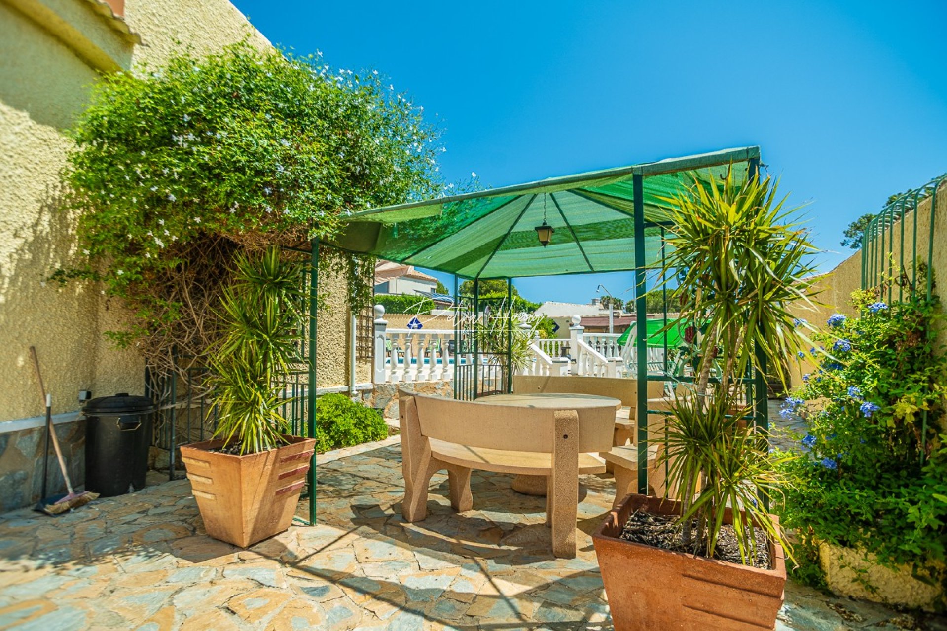 Sale - Вилла - Torrevieja - La Siesta