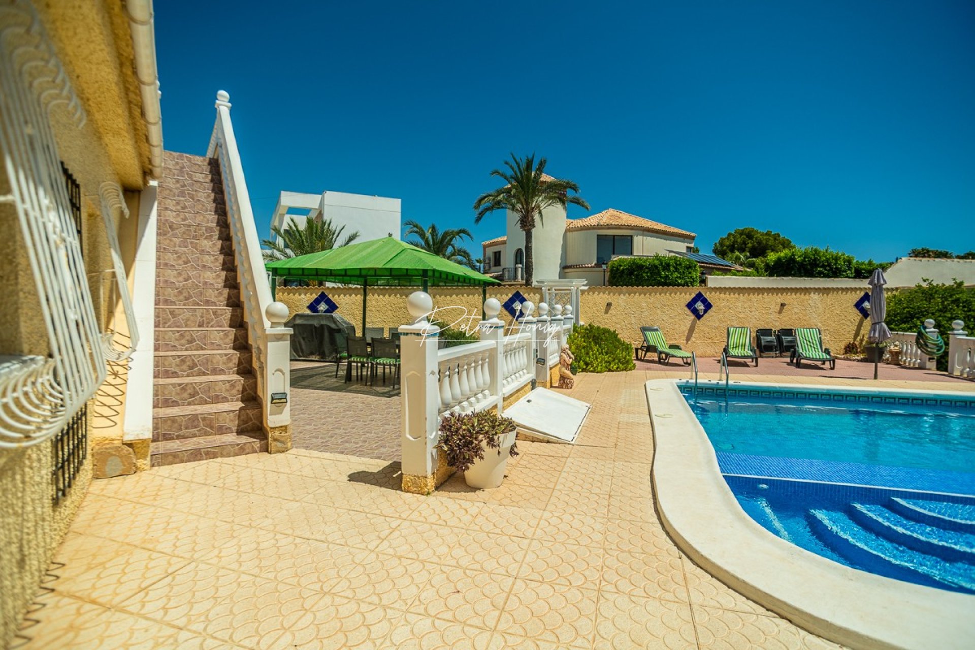 Sale - Вилла - Torrevieja - La Siesta
