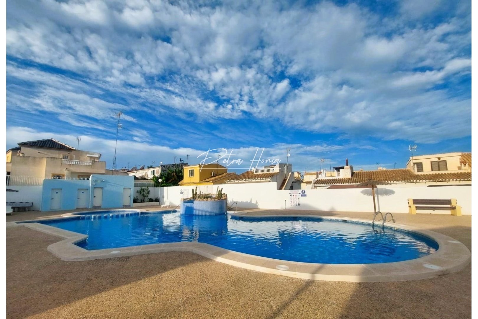 Sale - Вилла - Torrevieja - Los altos