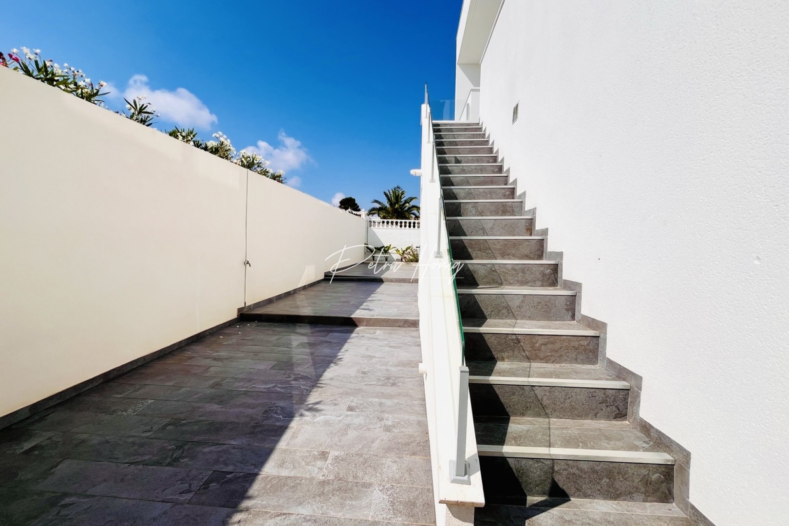 Sale - Вилла - Torrevieja - Los Balcones
